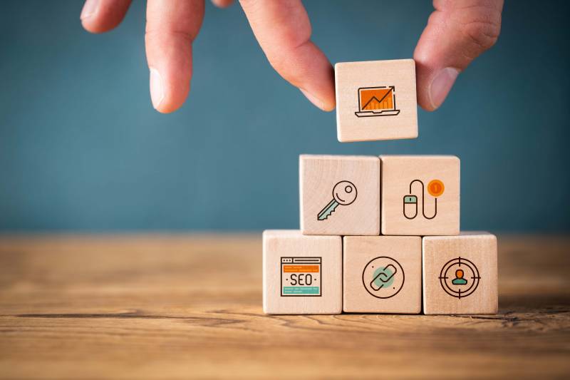 Solliciter un cabinet d'expertise comptable pour créer une entreprise de service BtoB à Marseille 13